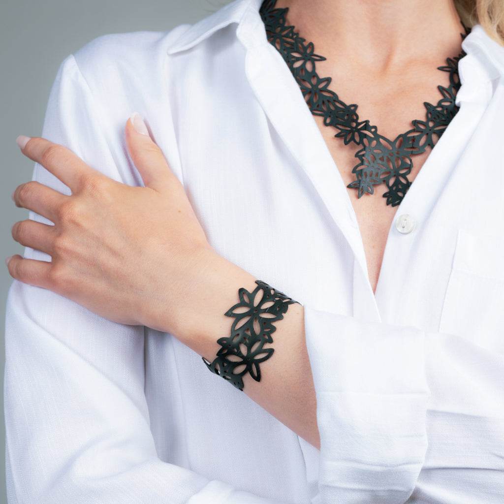 Daisy Wrap Bracelet