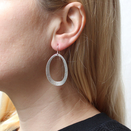 Curved Teardrop Wire Earring
