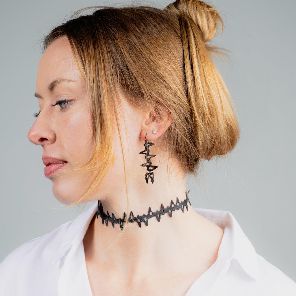 Fang Choker