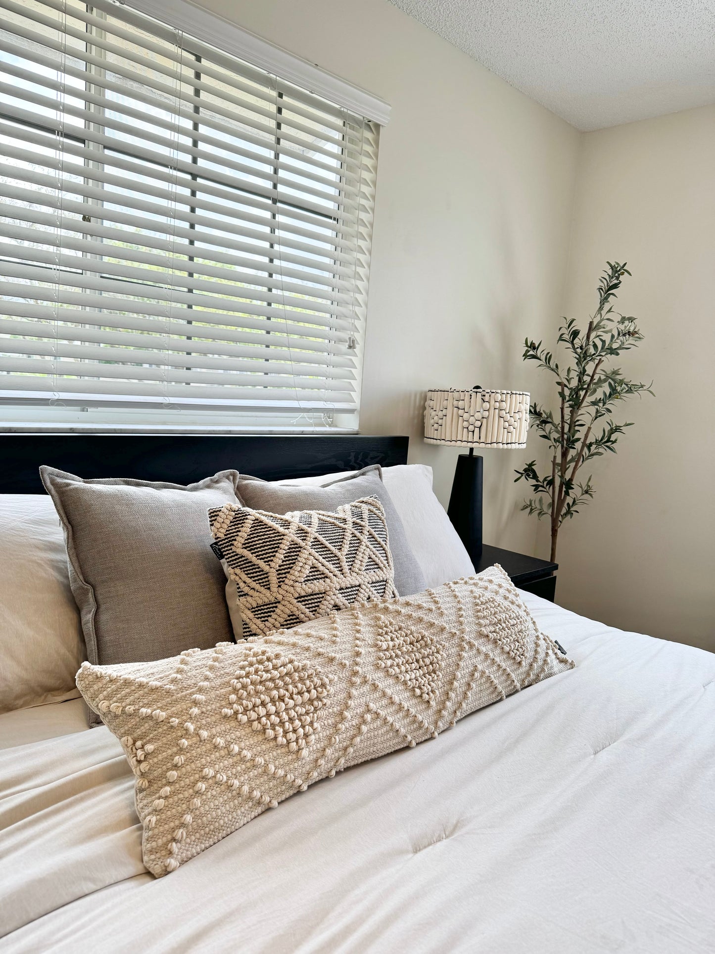 Verona Oversized Lumbar Pillow Cover - 12x36โ