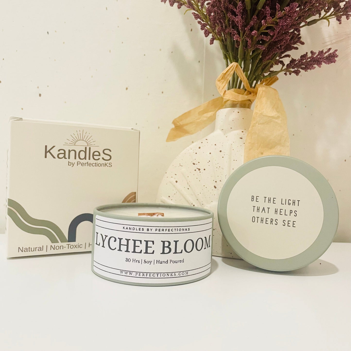 Lychee Bloom Luxury Candle – A Lush Fusion of Exotic Fruits & Delicate Florals