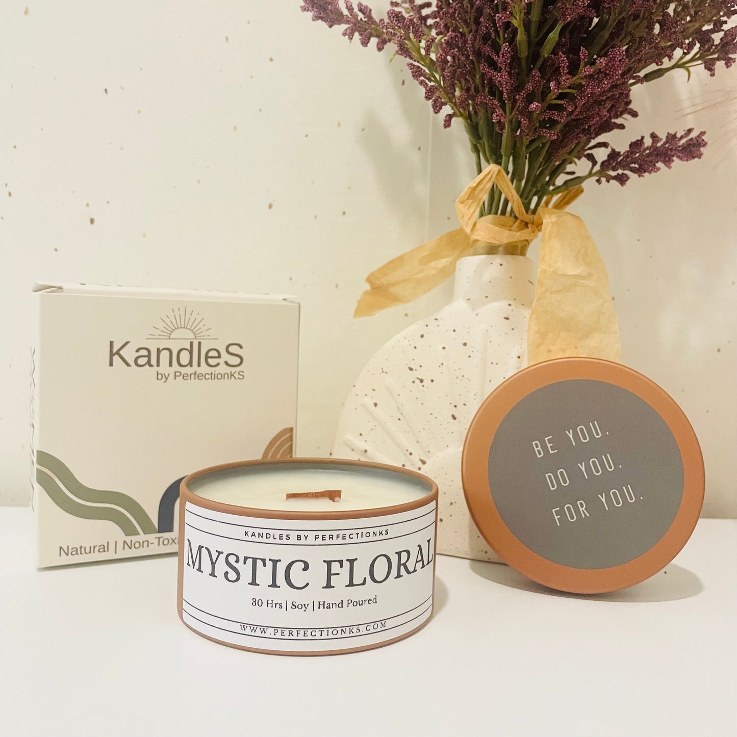 Mystic Floral Luxury Candle – A Captivating Blend of Fresh Botanicals & Soft Woods