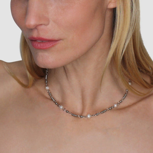 Timeless Silver Pearl Necklace: Stainless Steel
