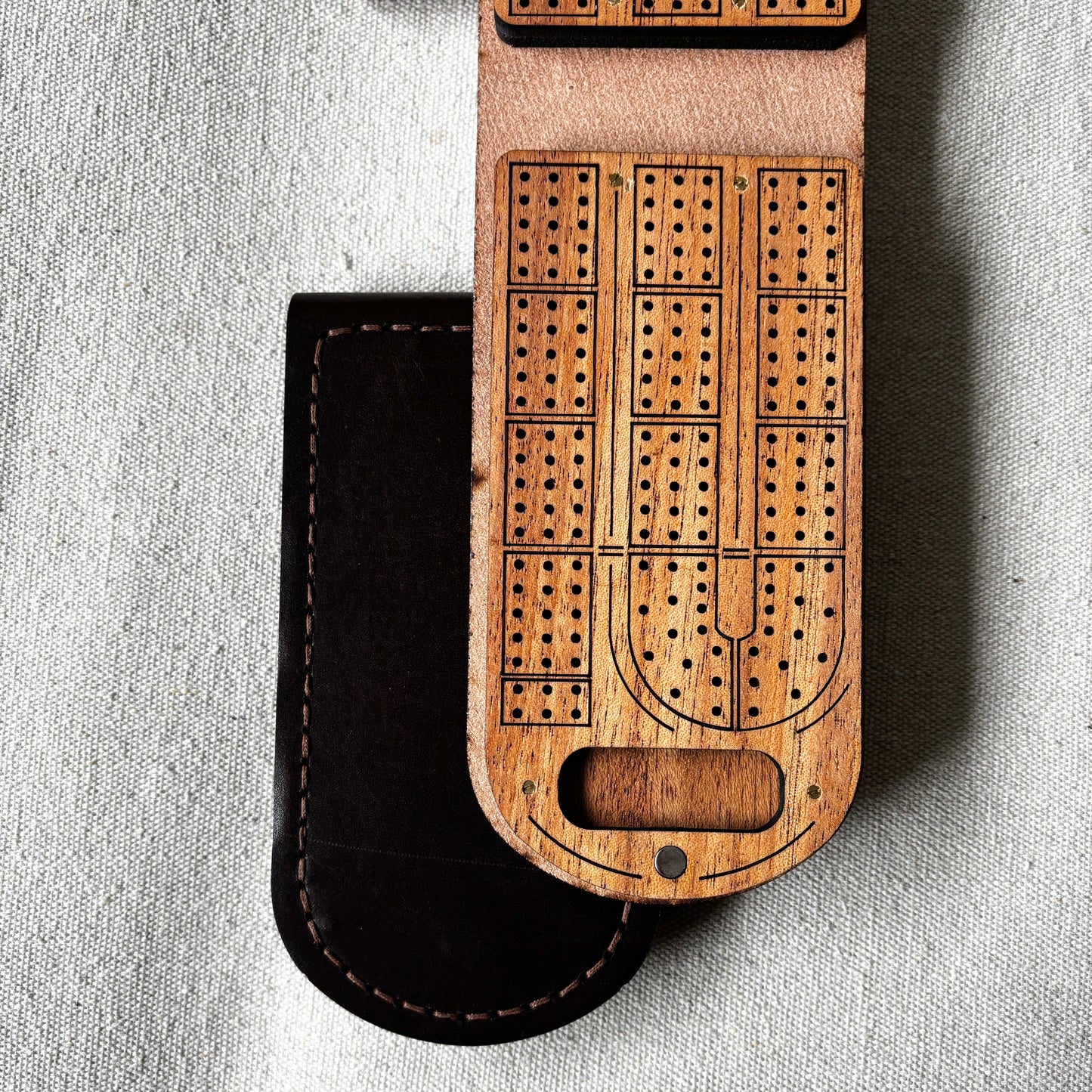 Large Travel Cribbage Board - Mahogany Wood