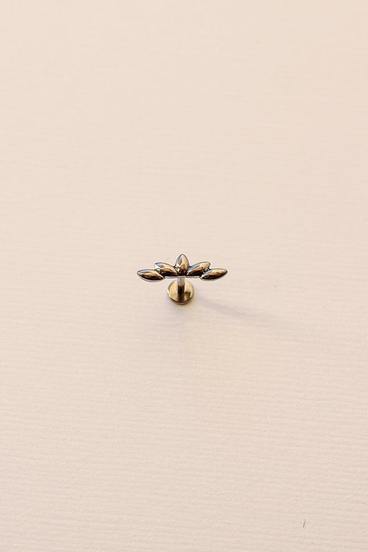 Camilla Flat Back Stud