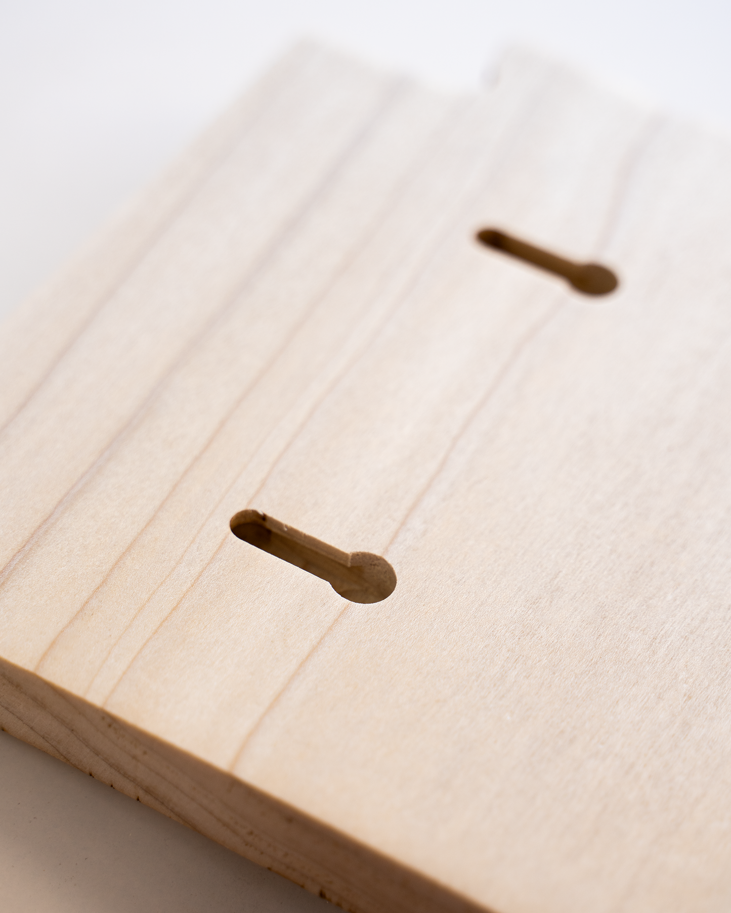 Peeking German Shepherd 02 Wall Hanger