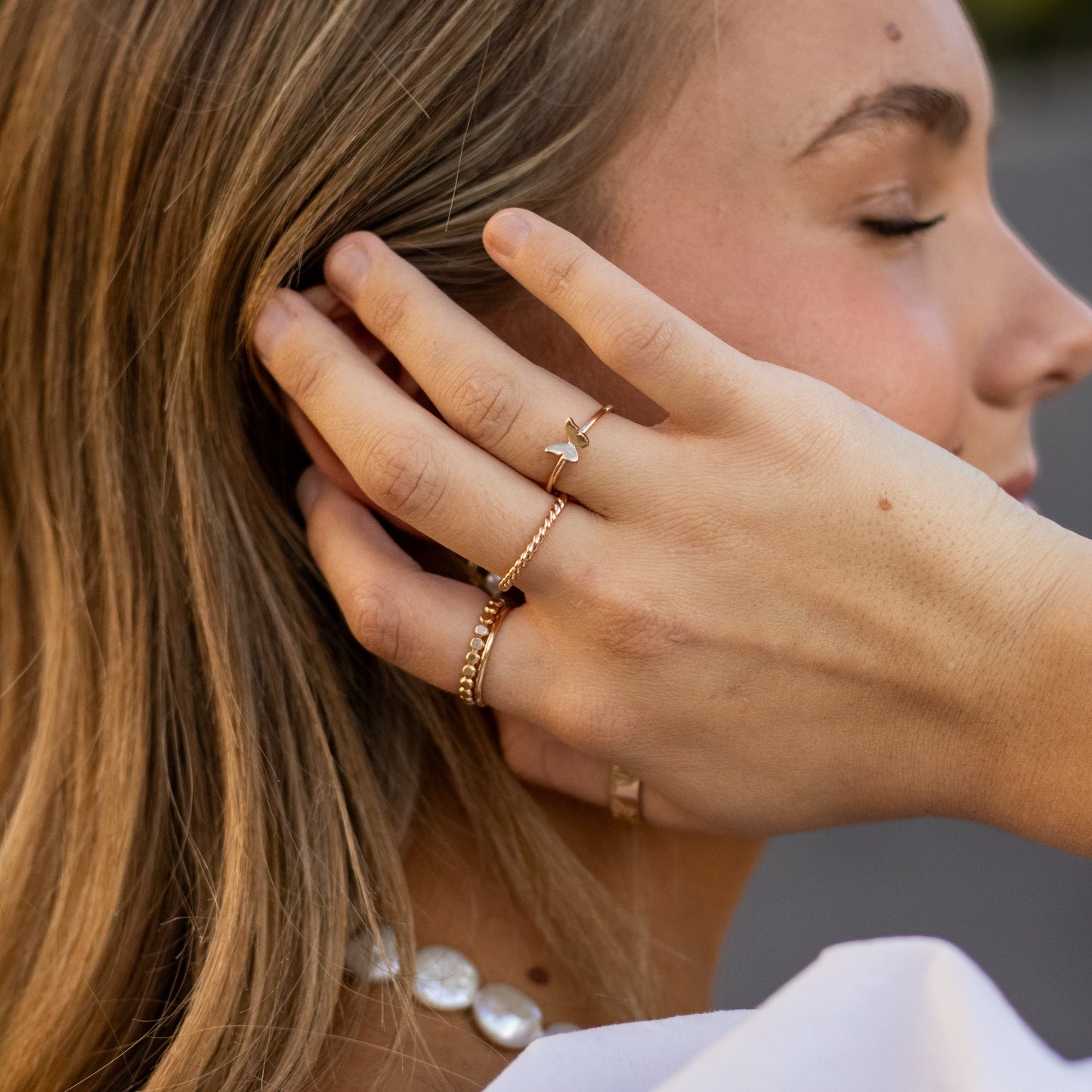 Tiny Twist Ring