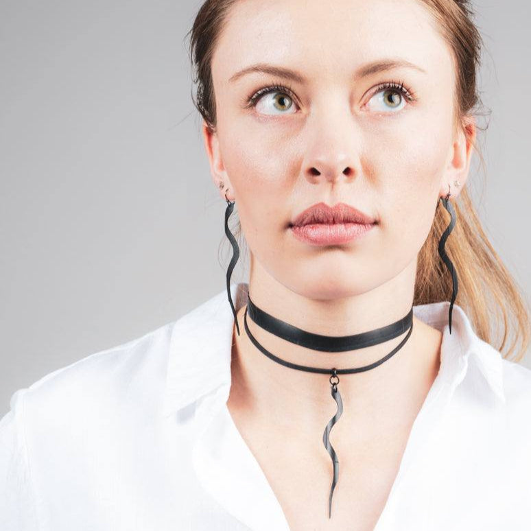 Snake Charm Ribbon Choker