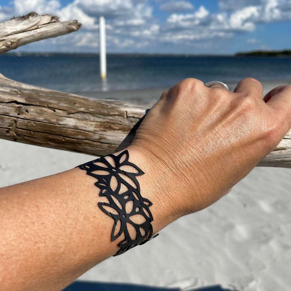 Daisy Wrap Bracelet