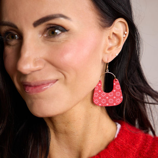 Crimson Sedona Noras