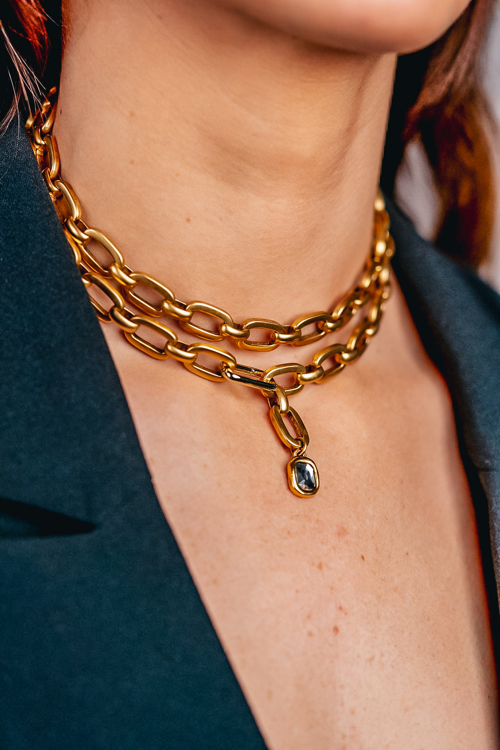Chunky Gold Lariat with Crystal Pendant