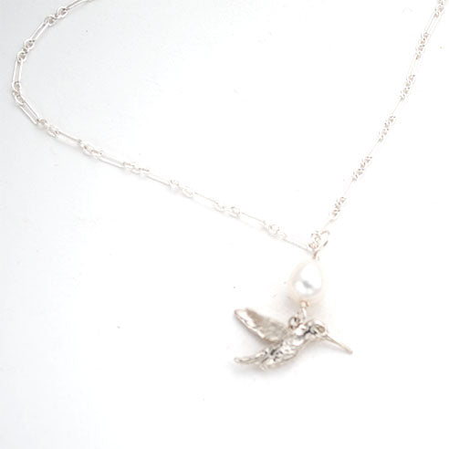 Hummingbird on small chain