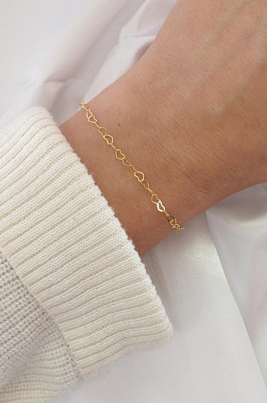 Dainty Gold Filled Heart Chain Bracelet β Minimalist, Made to Order, Custom Length