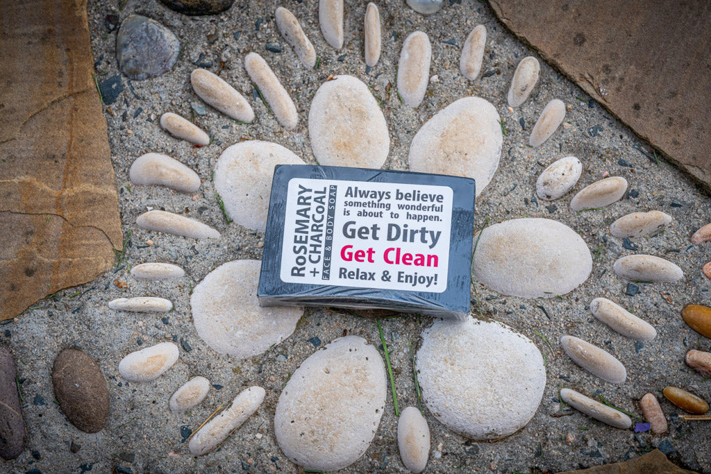RoSEMARY + CHARCoAL FACE & BODY SOAP 5 oz