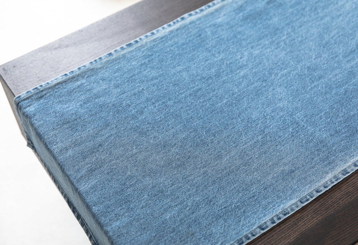 TABLE RUNNER