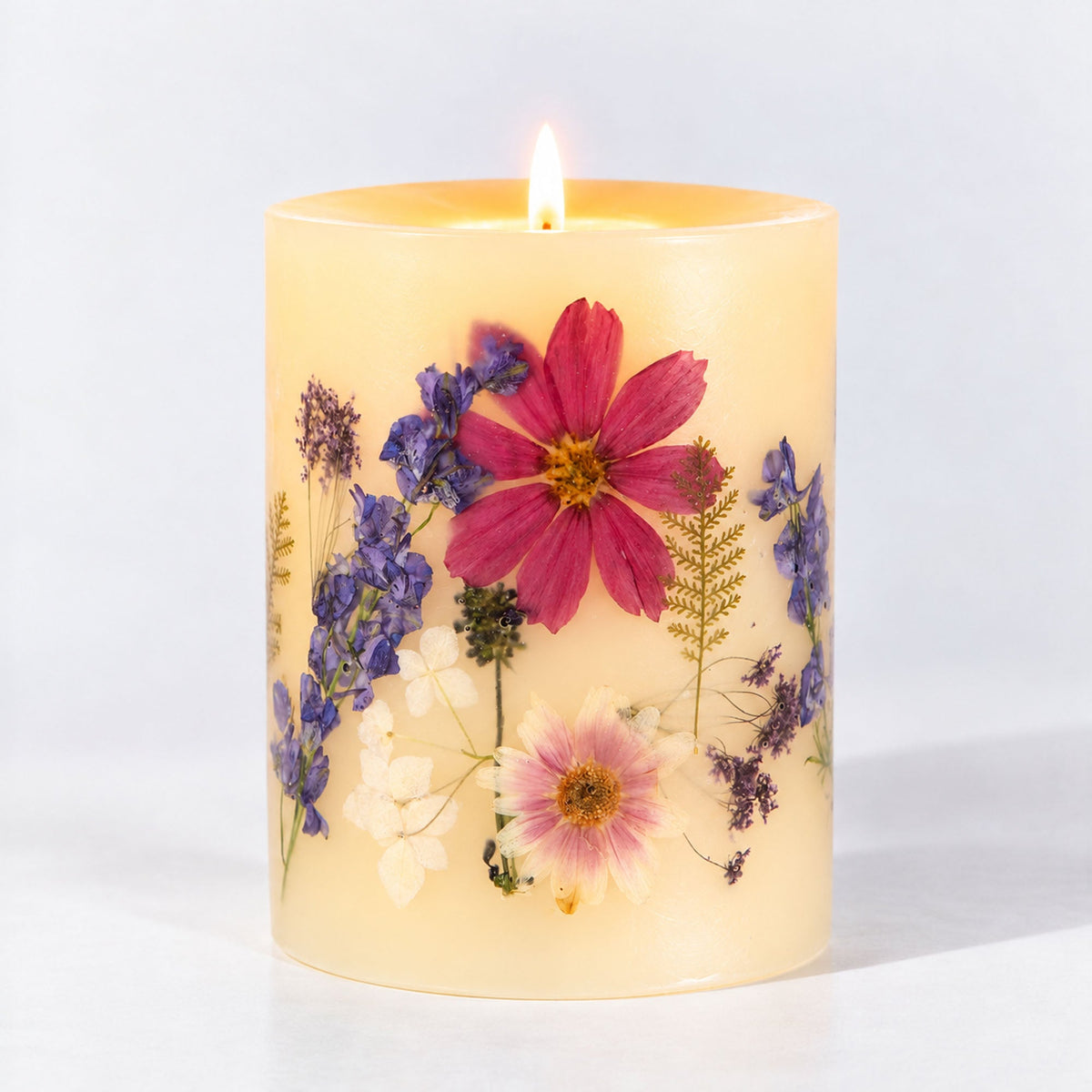Signature Botanical Candle - Roman Lavender