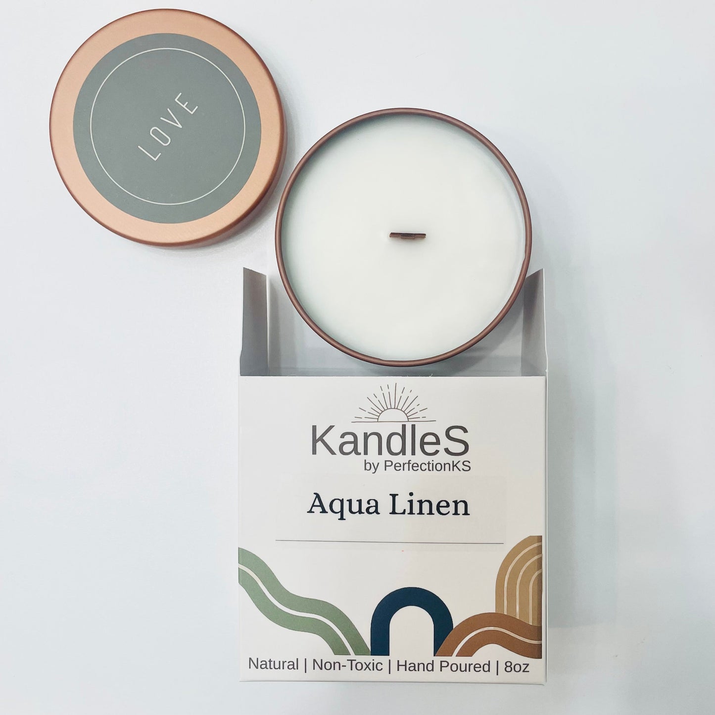 Aqua Linen Luxury Candle | Eco-Friendly Clean-Burning Wooden Wick Candle