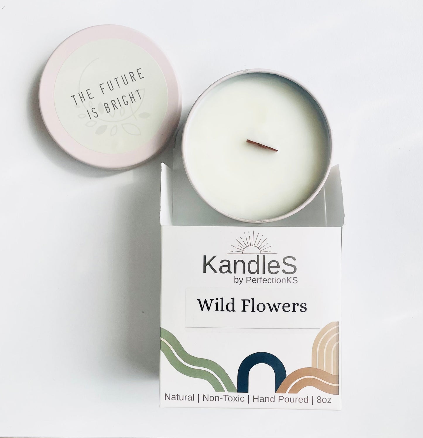 Wild Flower Oasis Luxury Candle | Eco-Friendly Clean-Burning Wooden Wick Candle