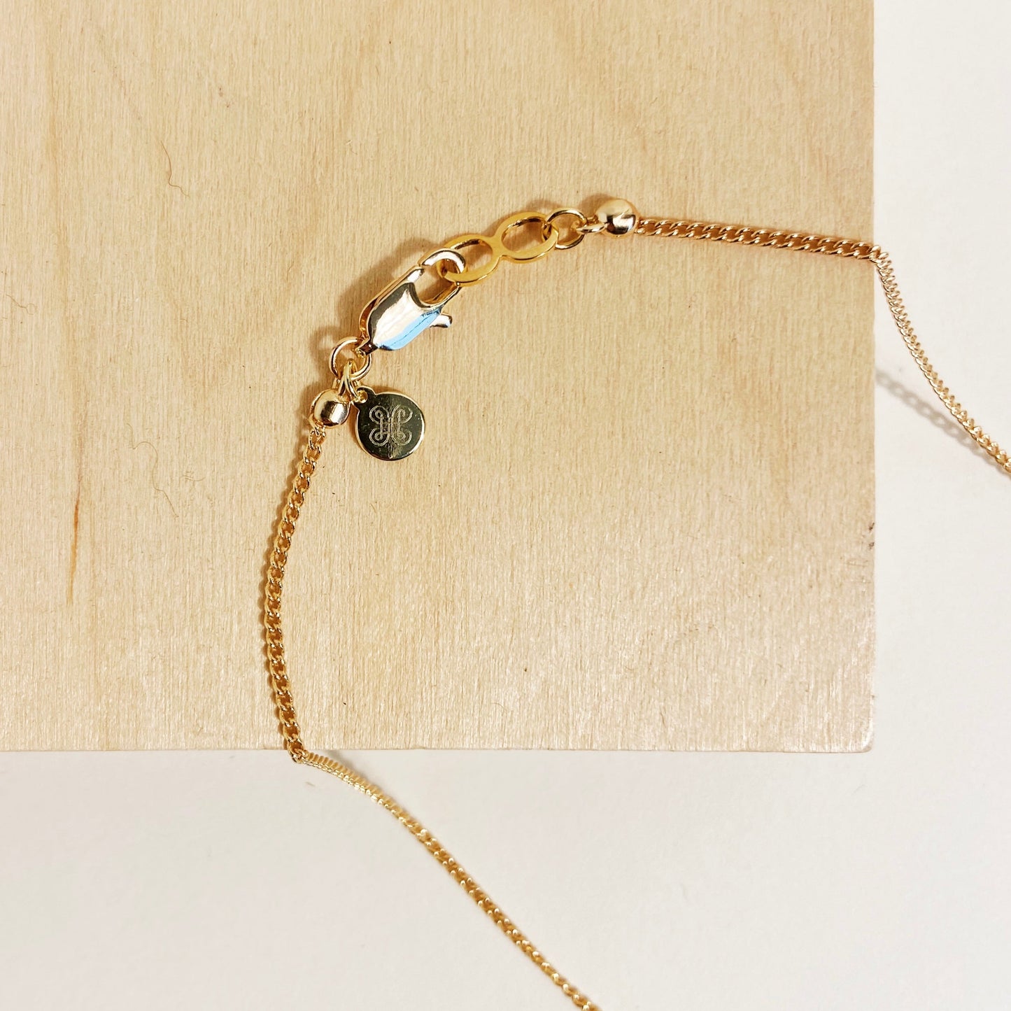 Abstract Necklace in Hibiscus