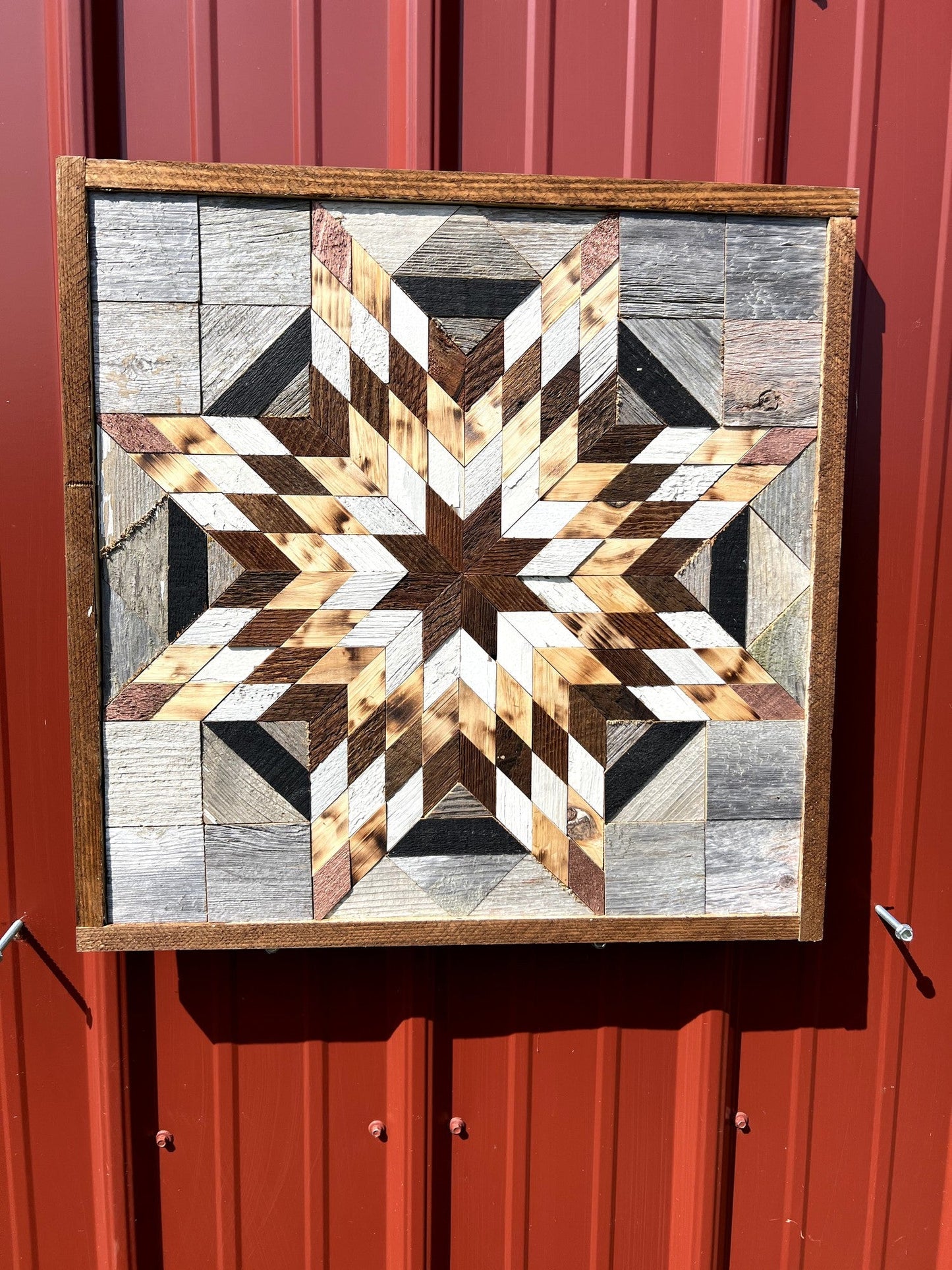 Amish Handmade Barn Quilt Wall Art – Reclaimed Barn Wood – 20.75” x 20.75”