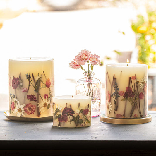 Apricot Rose Small Round Botanical Candle