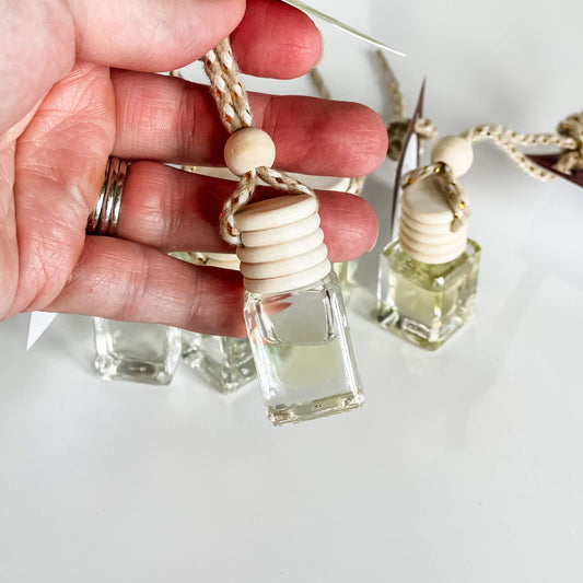 Signature Car Diffuser – Long-Lasting Auto Fragrance