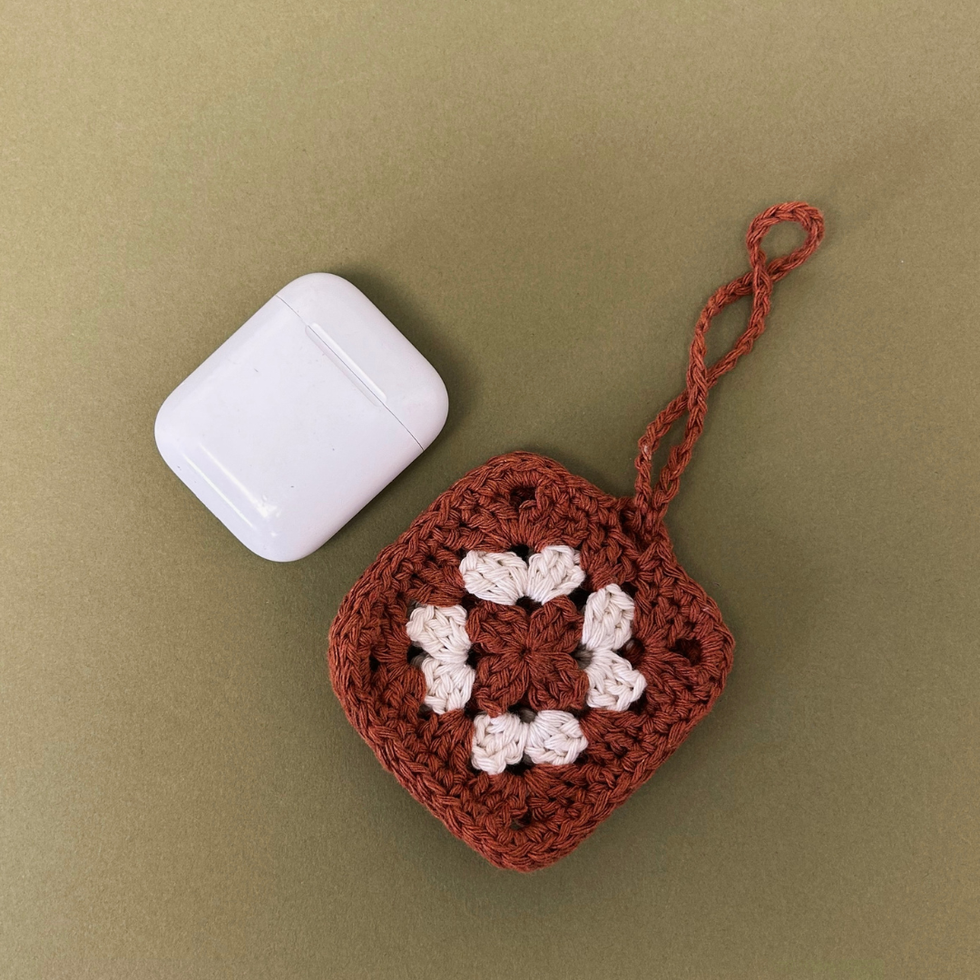 Crochet AirPods Case DIY Kit by Ganxxet x Mad4Macrame