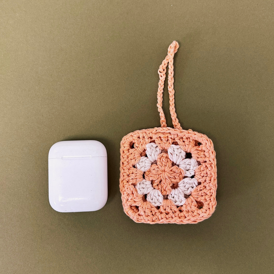 Crochet AirPods Case DIY Kit by Ganxxet x Mad4Macrame