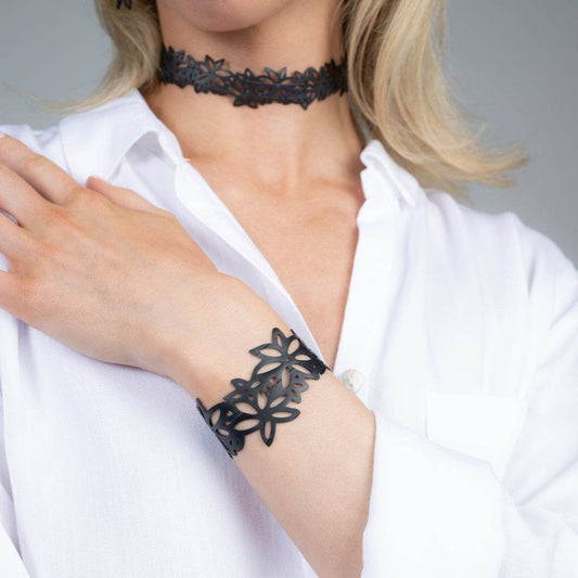 Daisy Wrap Bracelet
