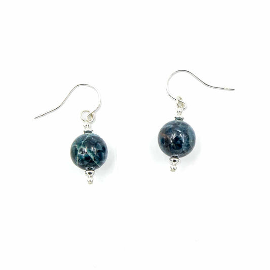 Apatite Solitaires