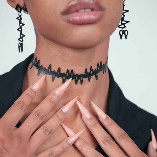 Fang Choker