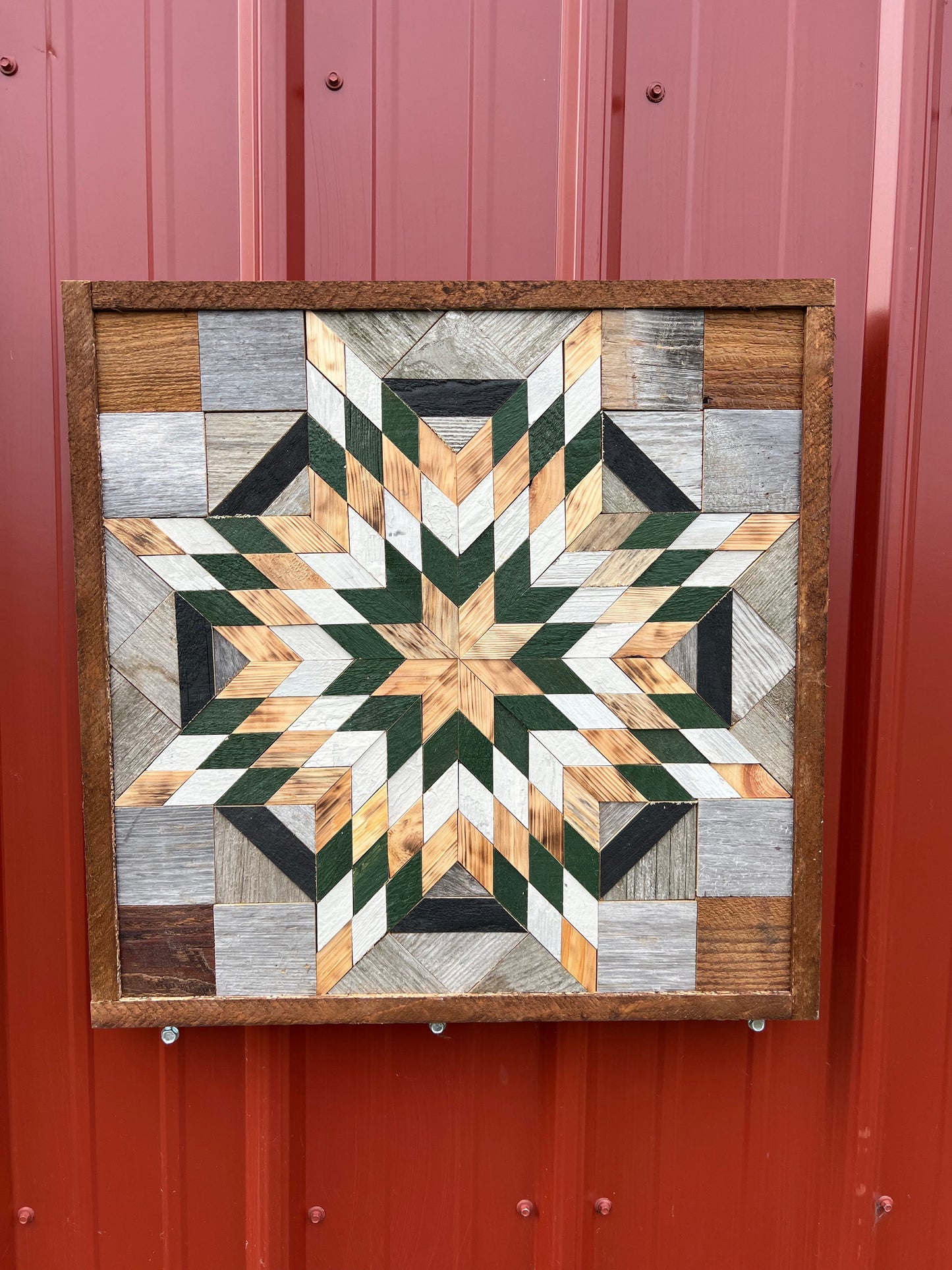 Amish Handmade Barn Quilt Wall Art – Reclaimed Barn Wood – 20.75” x 20.75”