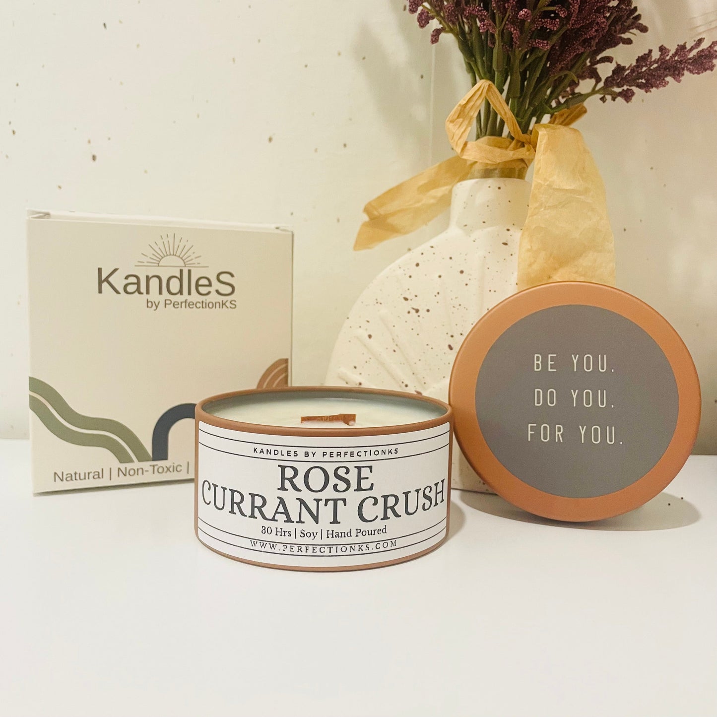Rose Currant Crush Luxury Candle - Romantic Elegance for Your Space