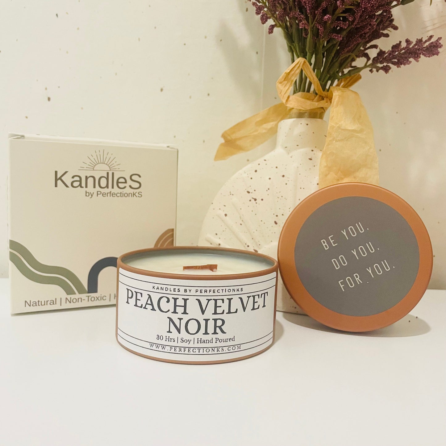 Peach Velvet Noir 8oz Luxury Candle - Opulent Elegance for Your Space