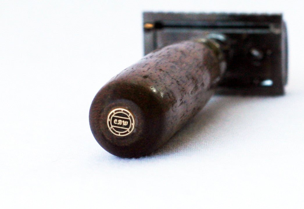 Hand turned Walnut Wood Double Edge Safety Razor
