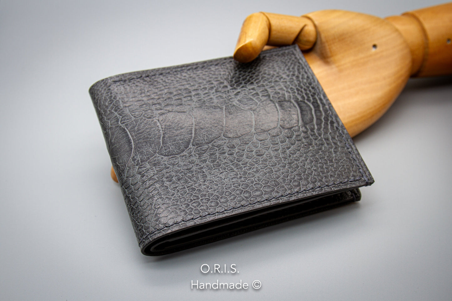 Ostrich Leather Wallet in Grey with Chèvre Interior