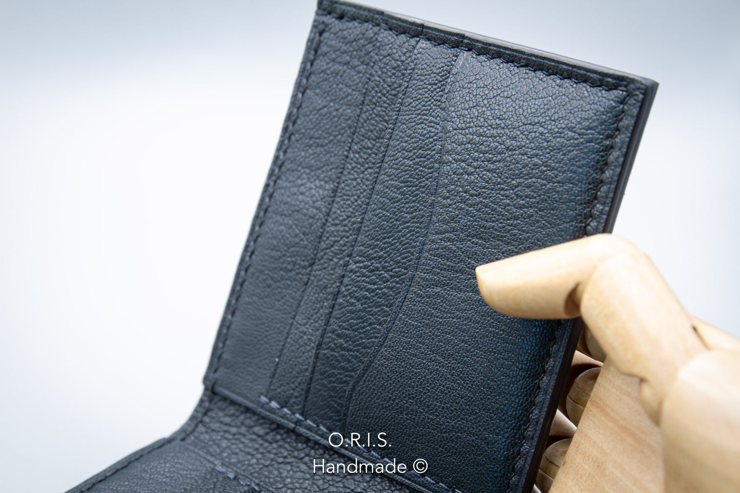 Ostrich Leather Wallet in Grey with Chèvre Interior