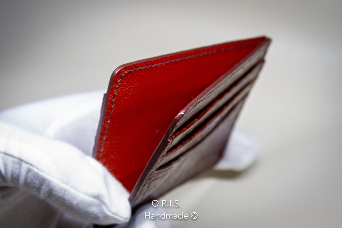 Slim Alligator Card Holder - Dark Red Matte Finish