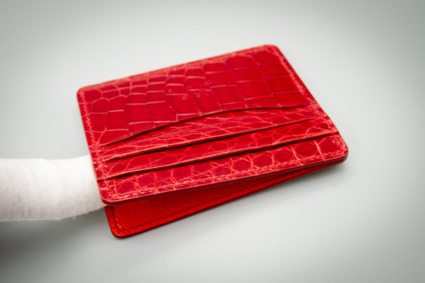 Alligator Slim Card Holder - Lipstick Red