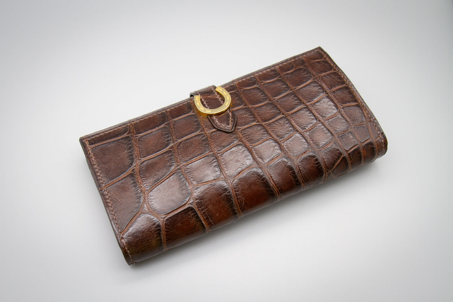 Womens Clutch Wallet in Brown Genuine Alligator Leather