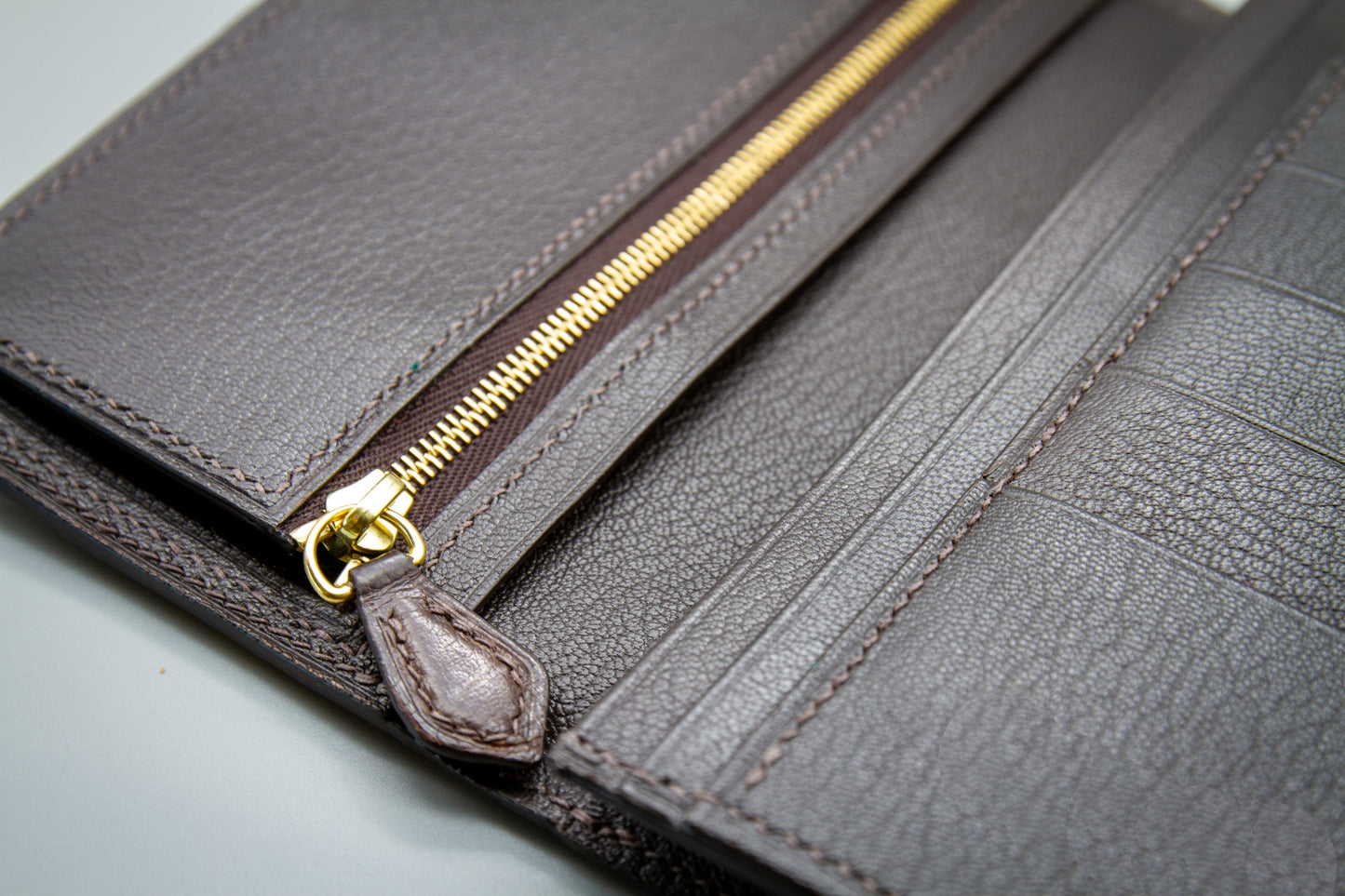 Womens Clutch Wallet in Brown Genuine Alligator Leather