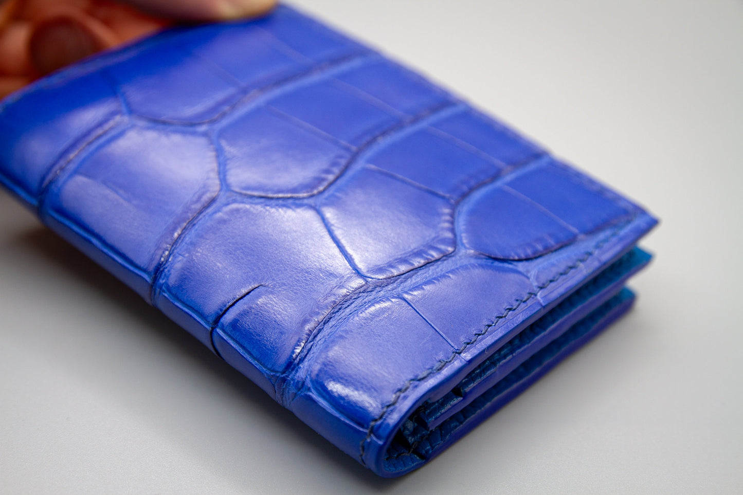Crocodile Pocket Organizer - Electric Blue