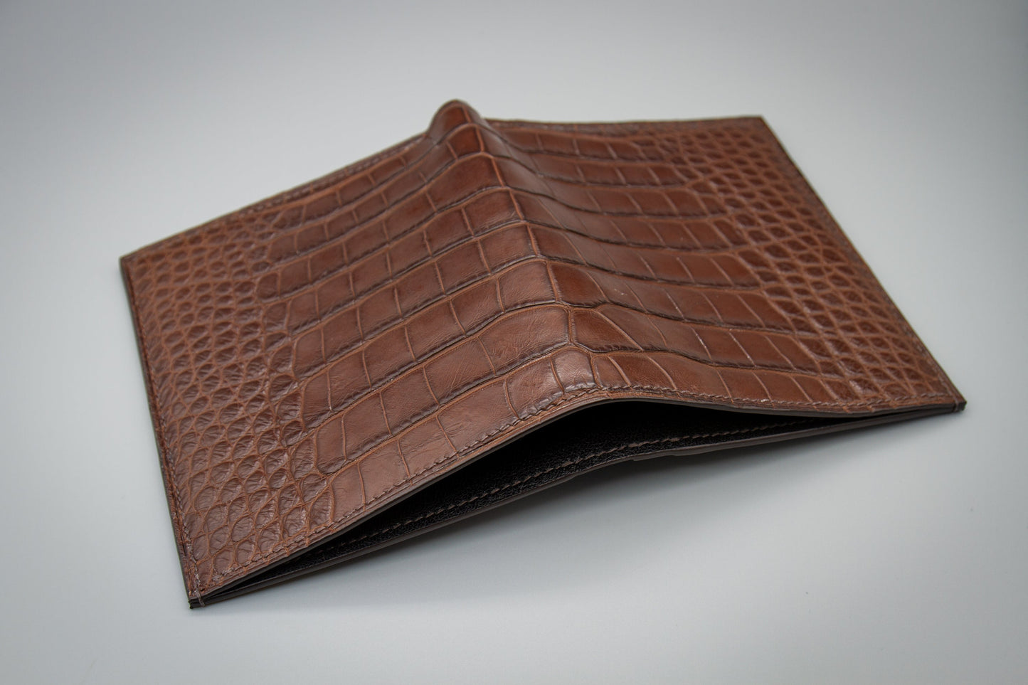 Alligator Travel Organizer - Passport Wallet