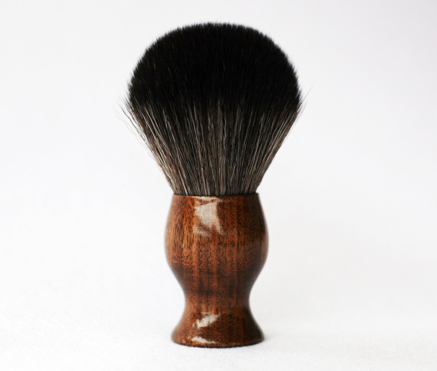 Walnut Game Changer shave Brush