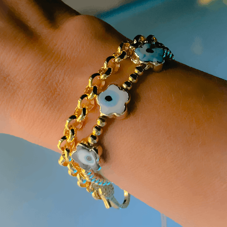 Mannaz Statement Gold Bracelet