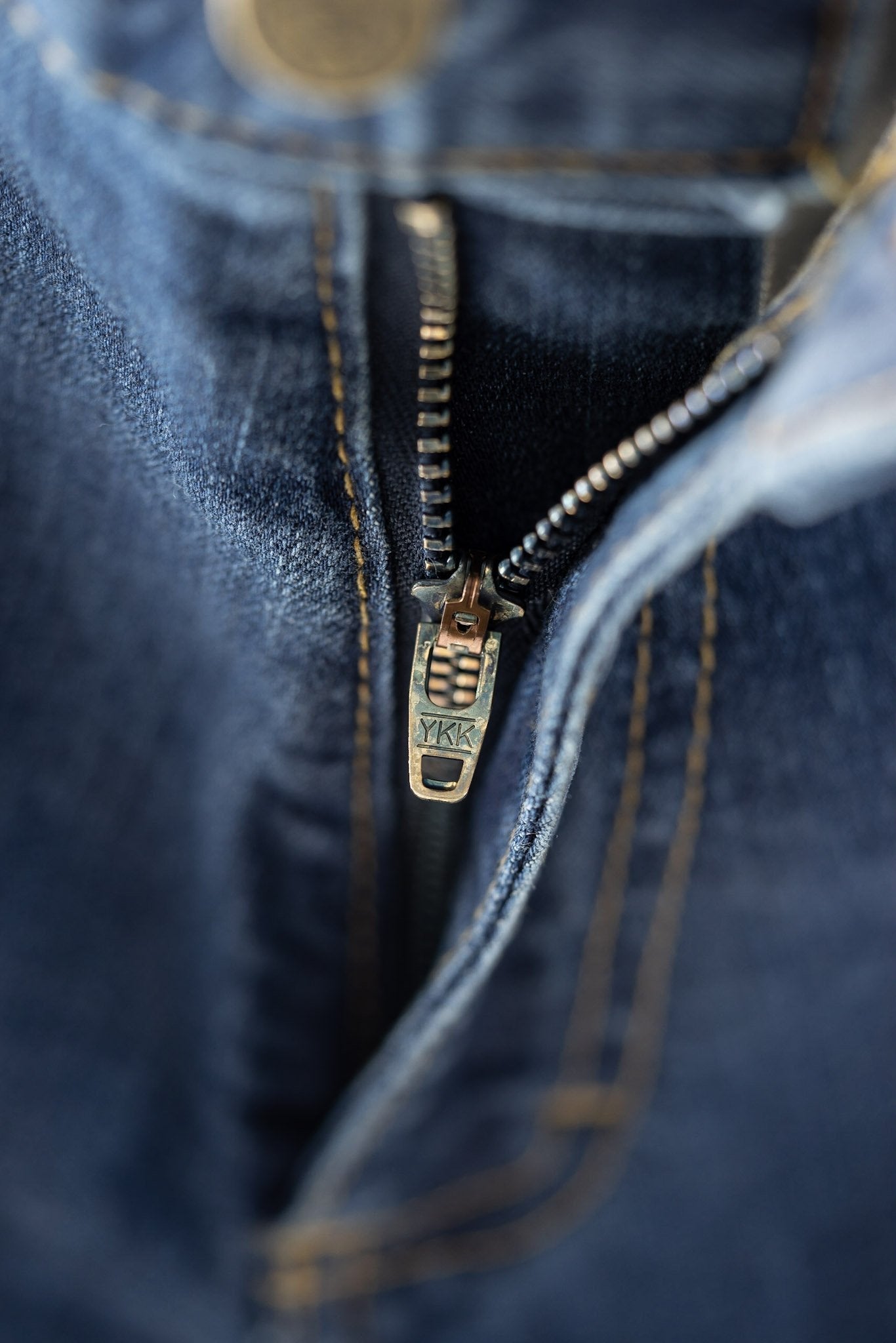 Tailored Fit Medium Wash