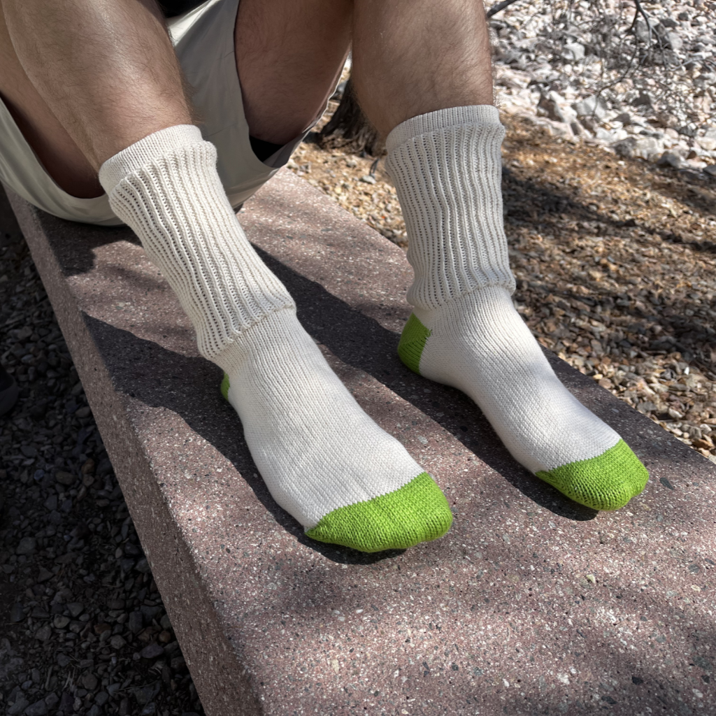 Men's 100% Cotton Regular Crew Socks Black Color Solid