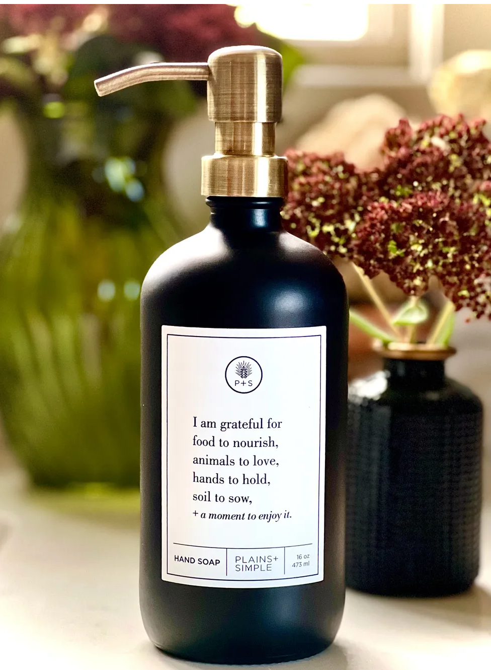 SALE | I Am Grateful Black Glass Dispenser | 16 oz | Plains + Simple