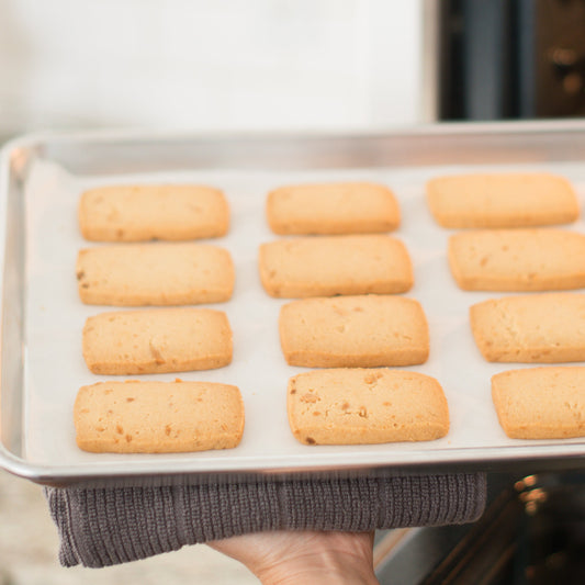 Macadamia Shortbread