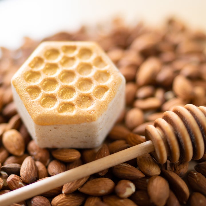 Sweet Honey Almond Froth Bomb | 5 oz | Pacha Soap Company
